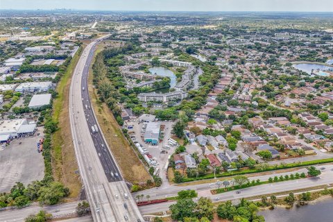 Copropriété à vendre à Coconut Creek, Floride: 2 chambres, 107.3 m2 № 1135467 - photo 9