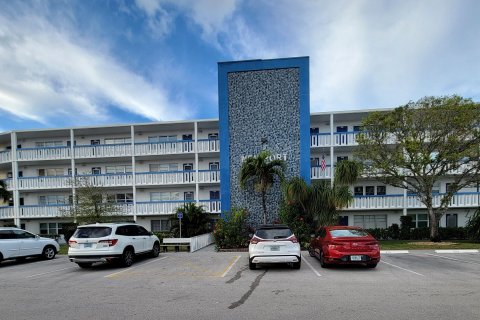 Condominio en venta en Deerfield Beach, Florida, 1 dormitorio, 68.56 m2 № 1005209 - foto 11