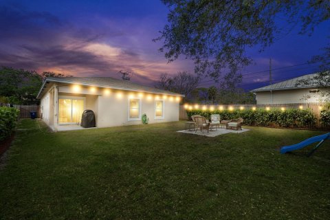 Villa ou maison à vendre à Jupiter, Floride: 4 chambres, 137.96 m2 № 1132982 - photo 7