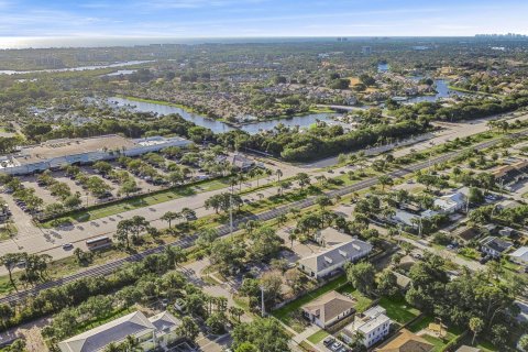 Villa ou maison à vendre à Jupiter, Floride: 4 chambres, 137.96 m2 № 1132982 - photo 3