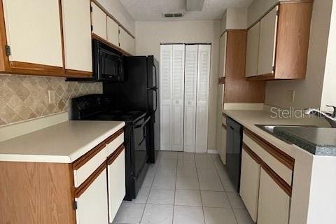 Condo in Orlando, Florida, 2 bedrooms  № 1299235 - photo 2