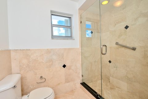 Condominio en venta en Hollywood, Florida, 2 dormitorios, 102.19 m2 № 1078005 - foto 11