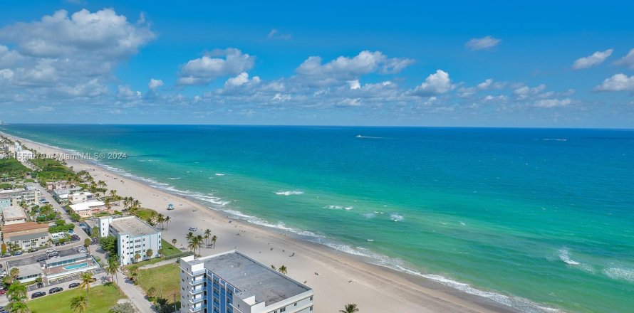 Condo in Hollywood, Florida, 2 bedrooms  № 1078005