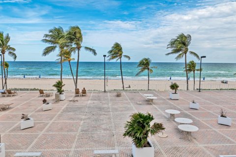 Condominio en venta en Hollywood, Florida, 2 dormitorios, 102.19 m2 № 1078005 - foto 24