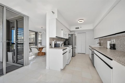 Copropriété à vendre à Aventura, Floride: 2 chambres, 126.44 m2 № 1293021 - photo 14