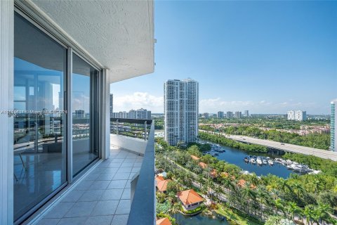 Copropriété à vendre à Aventura, Floride: 2 chambres, 126.44 m2 № 1293021 - photo 5