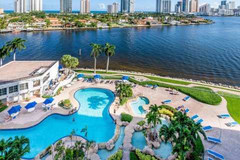 Condominio en venta en Aventura, Florida, 2 dormitorios, 126.44 m2 № 1293021 - foto 24