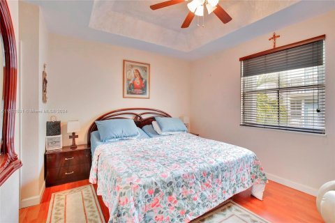 Adosado en venta en Miramar, Florida, 4 dormitorios, 153.66 m2 № 1007151 - foto 19