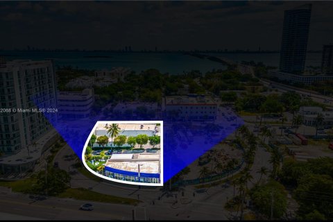 Propiedad comercial en venta en Miami, Florida № 1181851 - foto 1