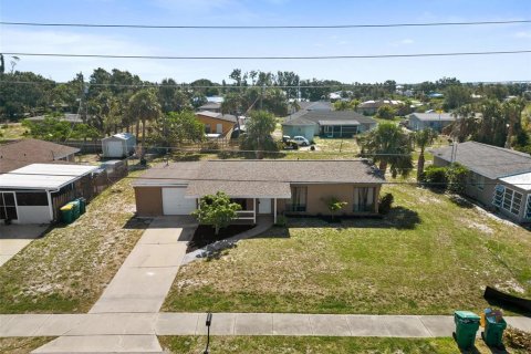 Casa en venta en Punta Gorda, Florida, 2 dormitorios, 83.8 m2 № 1314654 - foto 1