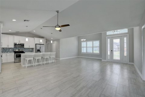 Casa en venta en Port St. Lucie, Florida, 4 dormitorios, 203.27 m2 № 1133864 - foto 7