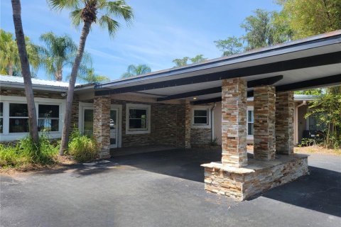 Villa ou maison à vendre à Orlando, Floride: 5 chambres, 258.45 m2 № 1133865 - photo 4