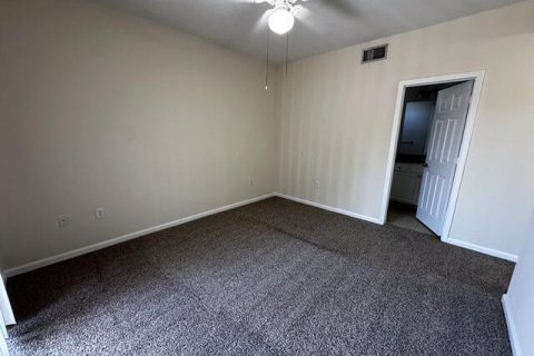 Condo in Jacksonville, Florida, 2 bedrooms  № 875757 - photo 6