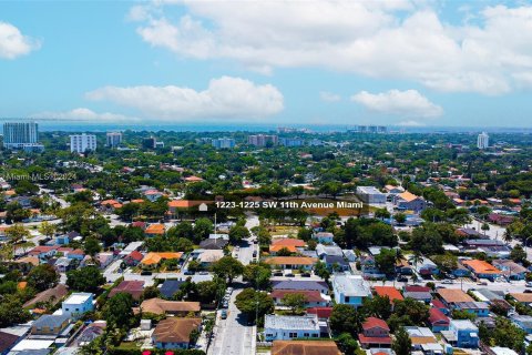 Terreno en venta en Miami, Florida № 1181731 - foto 13