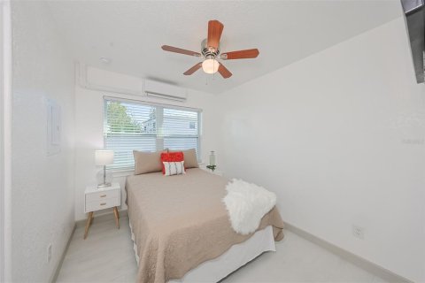 Apartment in Madeira Beach, Florida 2 bedrooms, 64.47 sq.m. № 1140458 - photo 22