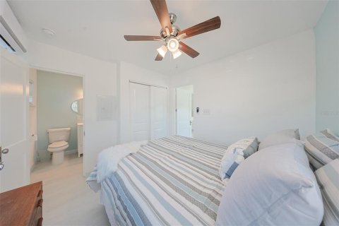 Apartment in Madeira Beach, Florida 2 bedrooms, 64.47 sq.m. № 1140458 - photo 8