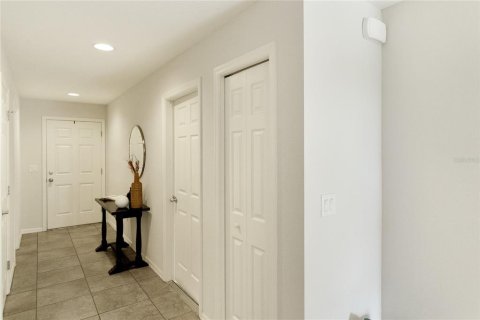 Townhouse in Tampa, Florida 3 bedrooms, 148.46 sq.m. № 1353367 - photo 24