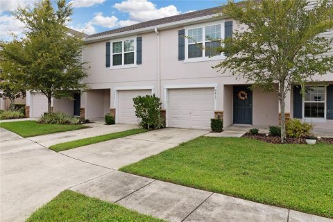 Townhouse in Tampa, Florida 3 bedrooms, 148.46 sq.m. № 1353367 - photo 2