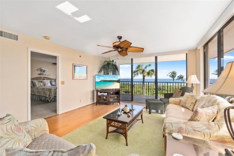 Condominio en venta en Hutchinson Island South, Florida, 3 dormitorios, 175.77 m2 № 859369 - foto 18