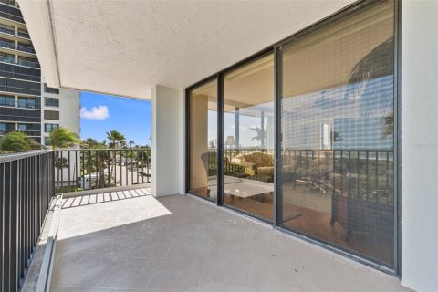 Condominio en venta en Hutchinson Island South, Florida, 3 dormitorios, 175.77 m2 № 859369 - foto 23