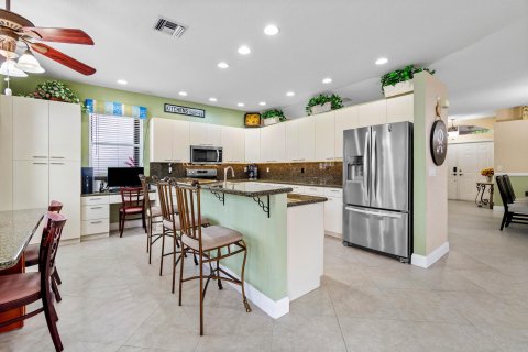 Casa en venta en Lake Worth, Florida, 5 dormitorios, 269.42 m2 № 1182022 - foto 20