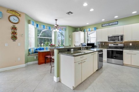 Casa en venta en Lake Worth, Florida, 5 dormitorios, 269.42 m2 № 1182022 - foto 19