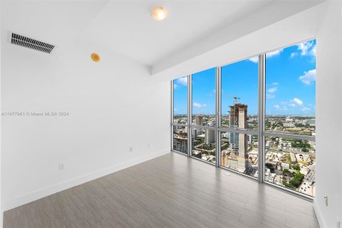 Condo in Miami, Florida, 2 bedrooms  № 1404688 - photo 22