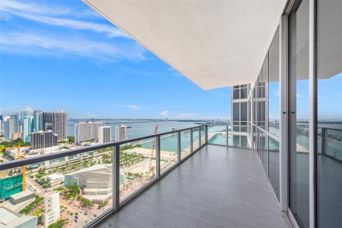 Condominio en venta en Miami, Florida, 2 dormitorios, 153.01 m2 № 1404688 - foto 27