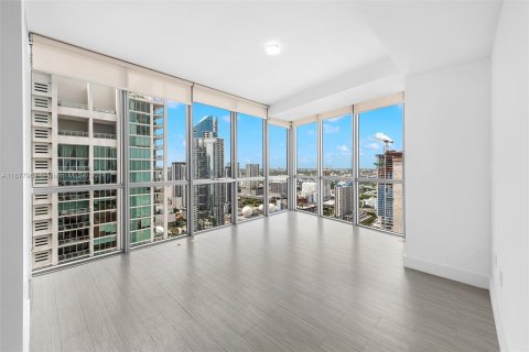 Condo in Miami, Florida, 2 bedrooms  № 1404688 - photo 15