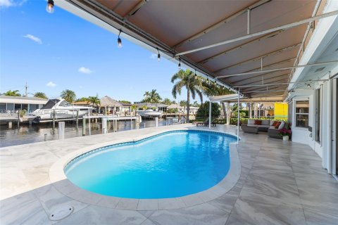 Villa ou maison à vendre à Pompano Beach, Floride: 4 chambres, 184.78 m2 № 1127557 - photo 20
