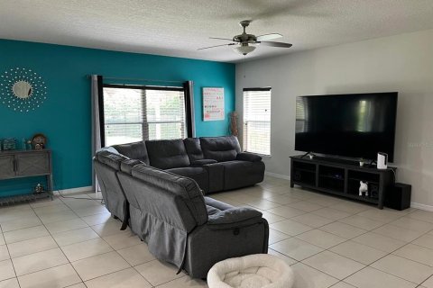 Casa en venta en DeLand, Florida, 4 dormitorios, 228.54 m2 № 1250354 - foto 9