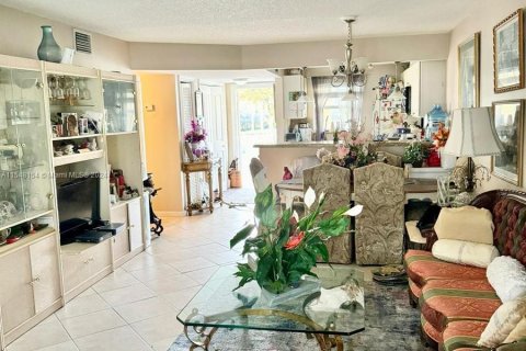 Copropriété à vendre à Deerfield Beach, Floride: 2 chambres, 84.26 m2 № 1394667 - photo 12