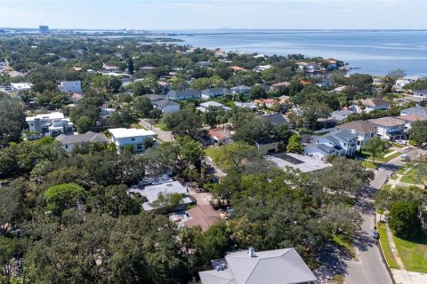 Villa ou maison à vendre à Tampa, Floride: 4 chambres, 232.44 m2 № 1394137 - photo 16