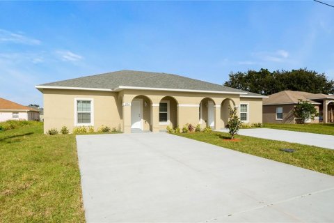 Apartment in Kissimmee, Florida 3 bedrooms, 133.78 sq.m. № 1385294 - photo 1