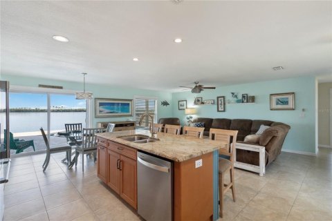 Villa ou maison à vendre à Merrit Island, Floride: 4 chambres, 232.72 m2 № 1145090 - photo 21