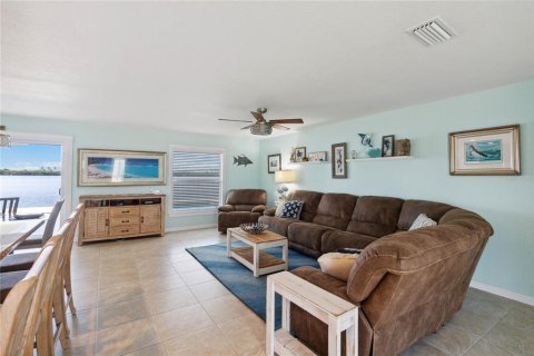 Villa ou maison à vendre à Merrit Island, Floride: 4 chambres, 232.72 m2 № 1145090 - photo 26
