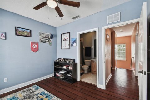 Townhouse in Tampa, Florida 3 bedrooms, 167.97 sq.m. № 1413207 - photo 28