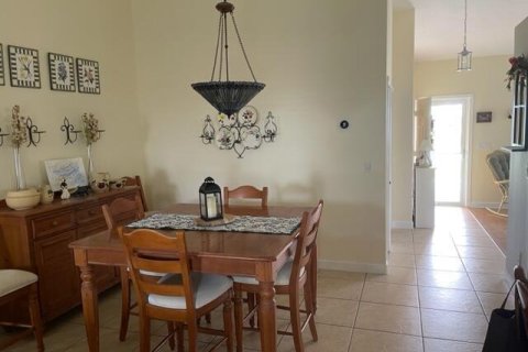 Casa en venta en Jensen Beach, Florida, 3 dormitorios, 166.67 m2 № 1183732 - foto 2