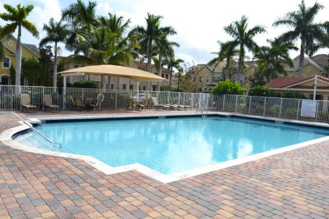 Touwnhouse à vendre à Jupiter, Floride: 3 chambres, 130.99 m2 № 1183768 - photo 6