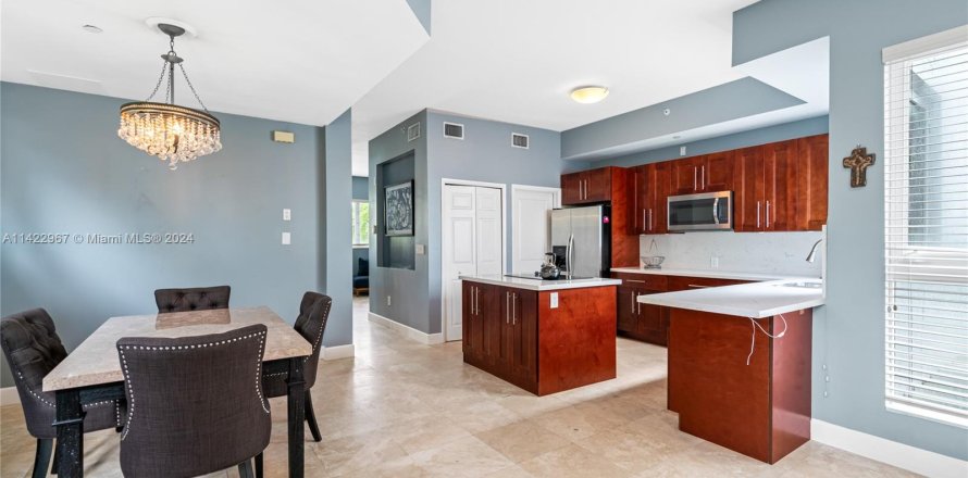 Townhouse in Fort Lauderdale, Florida 3 bedrooms, 222.78 sq.m. № 1239174