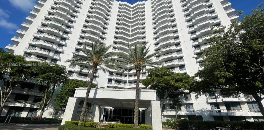 Condo à Aventura, Floride, 2 chambres  № 1239100