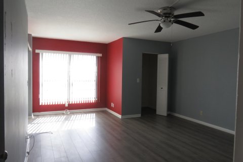 Condo in Pompano Beach, Florida, 2 bedrooms  № 1098670 - photo 11