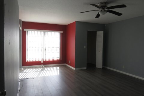 Condo in Pompano Beach, Florida, 2 bedrooms  № 1098670 - photo 7