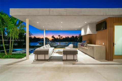 Villa ou maison à vendre à Miami Beach, Floride: 6 chambres, 717.11 m2 № 1009148 - photo 29