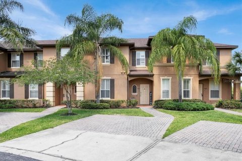 Condo in Davenport, Florida, 4 bedrooms  № 1090529 - photo 1