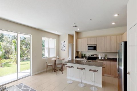 Villa ou maison à vendre à Cape Coral, Floride: 4 chambres, 178.28 m2 № 482075 - photo 7