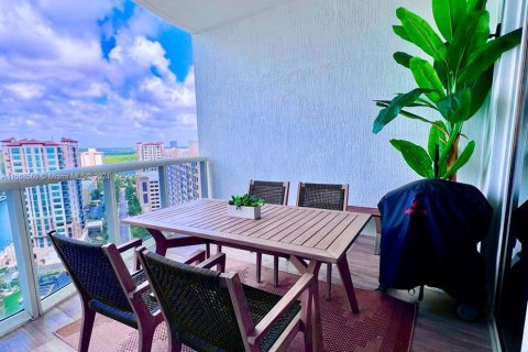 Condo in Sunny Isles Beach, Florida, 3 bedrooms  № 1176907 - photo 23