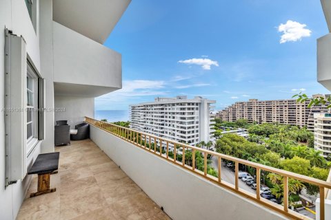 Condo in Key Biscayne, Florida, 2 bedrooms  № 1347632 - photo 15