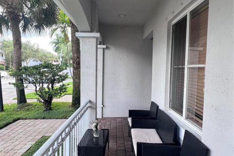 Touwnhouse à vendre à Miramar, Floride: 2 chambres, 98.1 m2 № 1385602 - photo 17