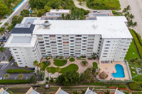 Copropriété à vendre à Hillsboro Beach, Floride: 1 chambre, 60.67 m2 № 1385603 - photo 24